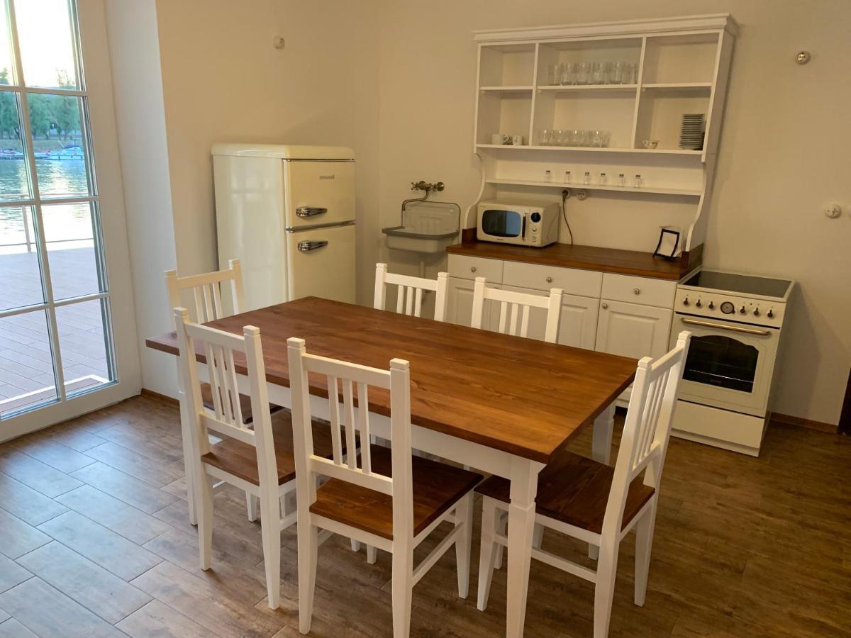 Százesztendős Révészház Apartman Szigetmonostor Kültér fotó